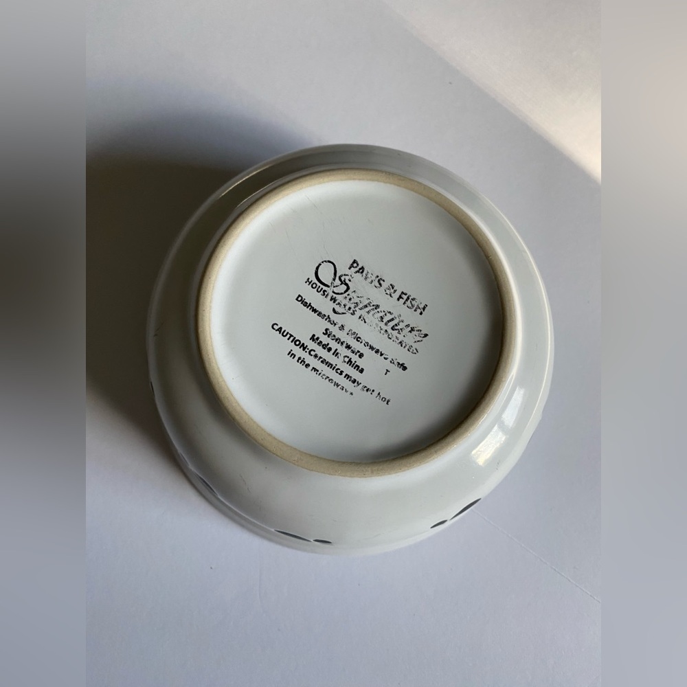 3/$25 Ceramic White and Black Dog Food Bowl, For Size Small/ Medium Dogs - Picture 5 of 5